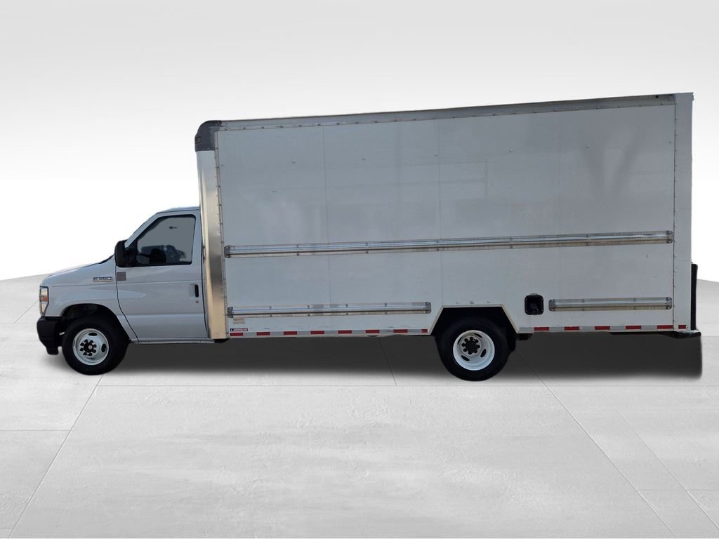 Used 2021 Ford E-350 and Econoline 350 Super Duty image 11