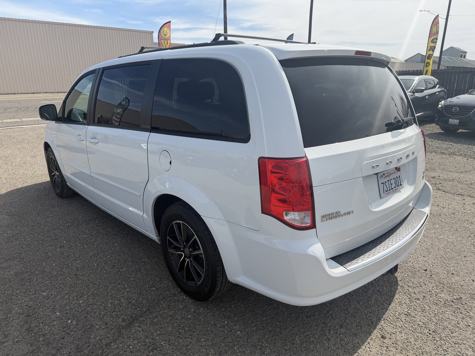 Used 2016 Dodge Grand Caravan R/T image 8