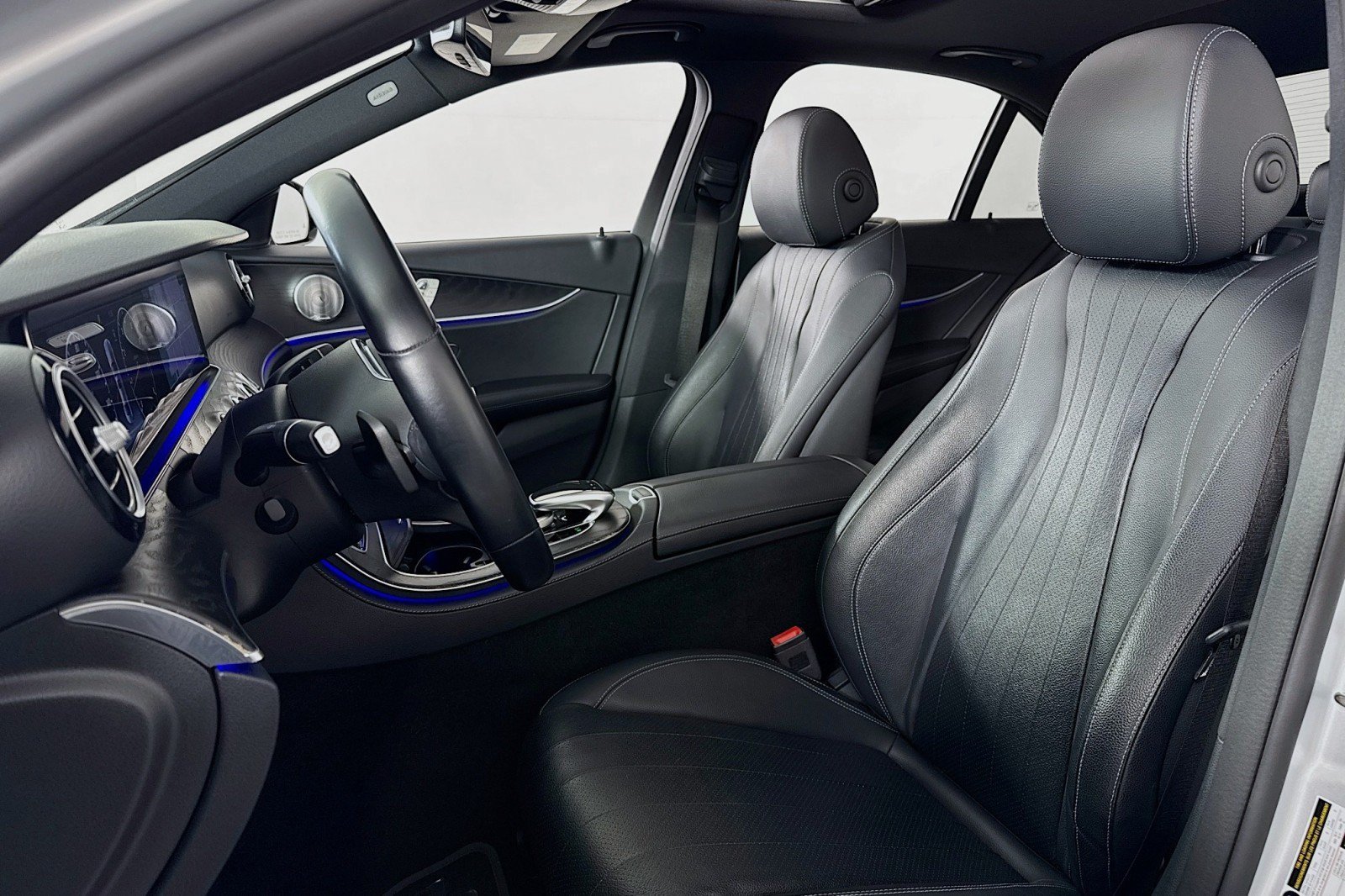 Certified 2020 Mercedes-Benz E 350 Sedan w/ Premium Package image 17