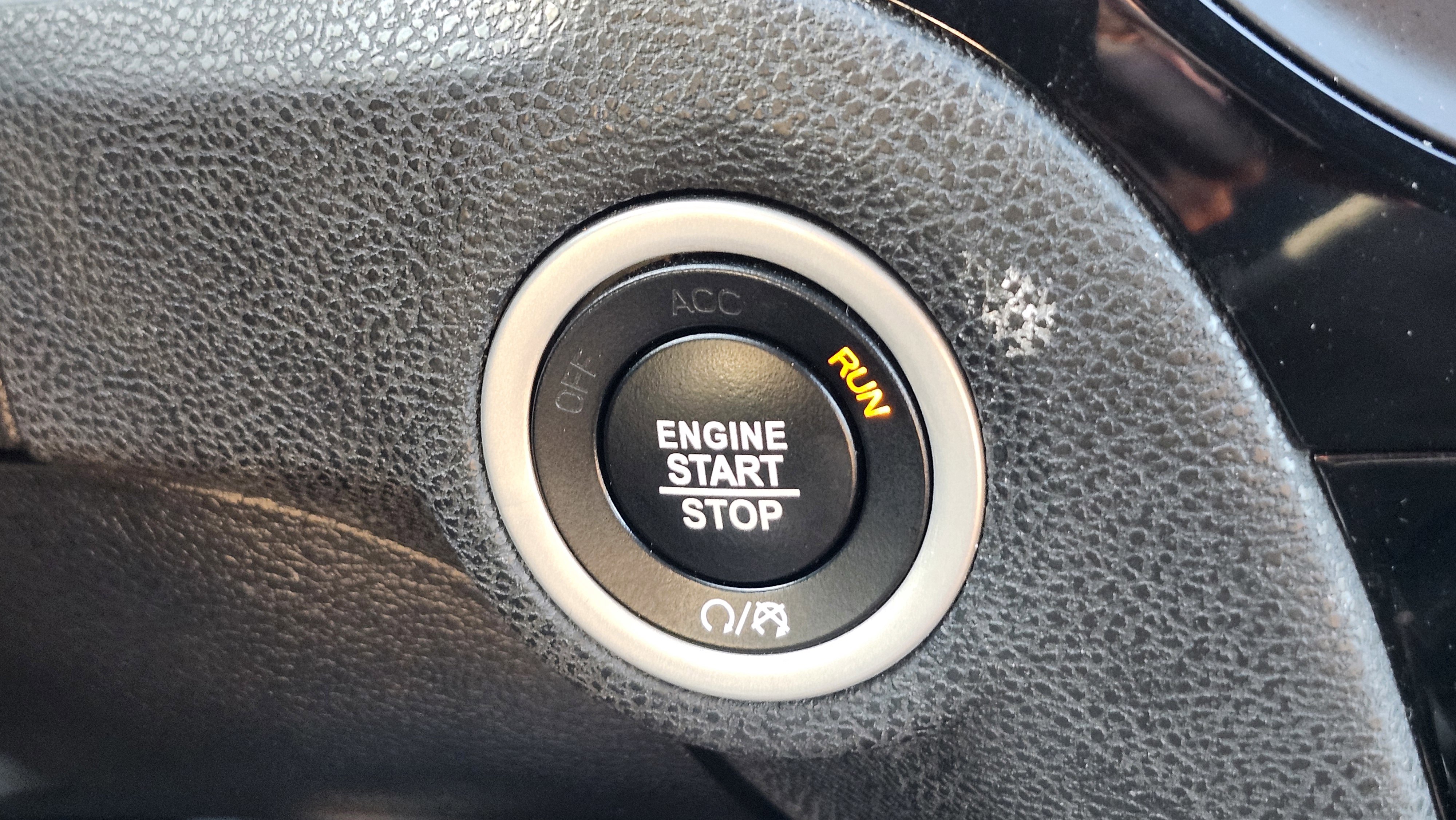 Used 2023 Chrysler 300 S image 9