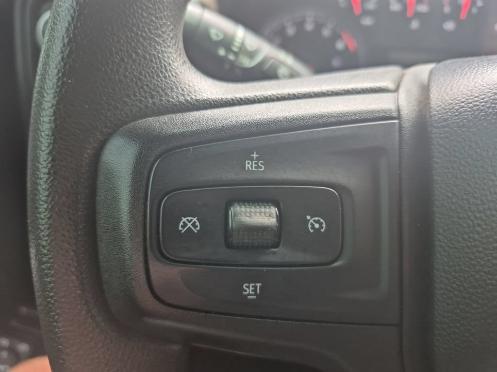 Used 2019 Chevrolet Silverado 1500 Custom w/ Custom Convenience Package AWD/4WD image 18