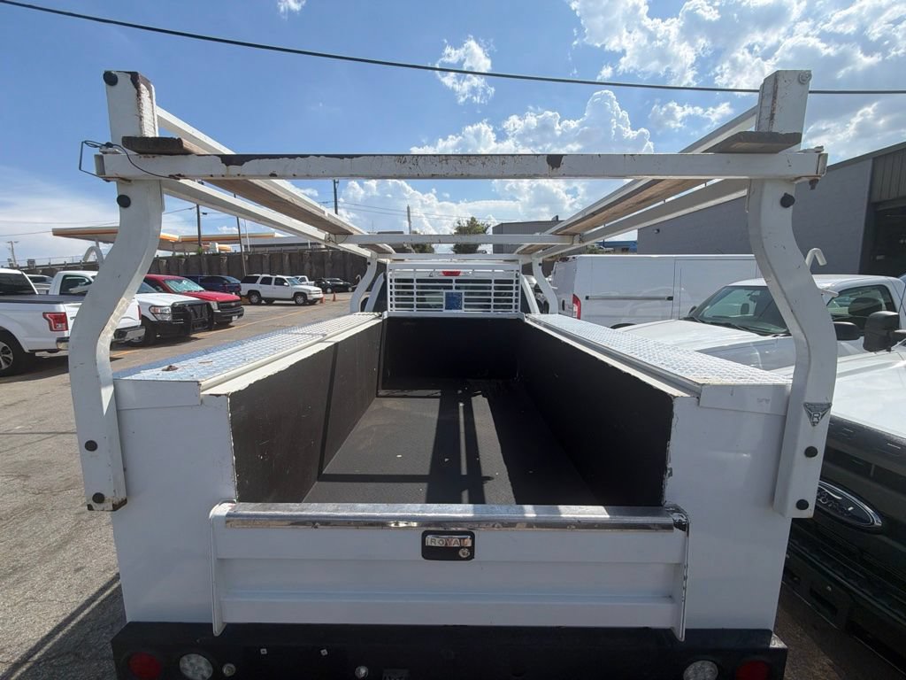 Used 2019 Ford F250 XL w/ STX Appearance Package RWD image 6