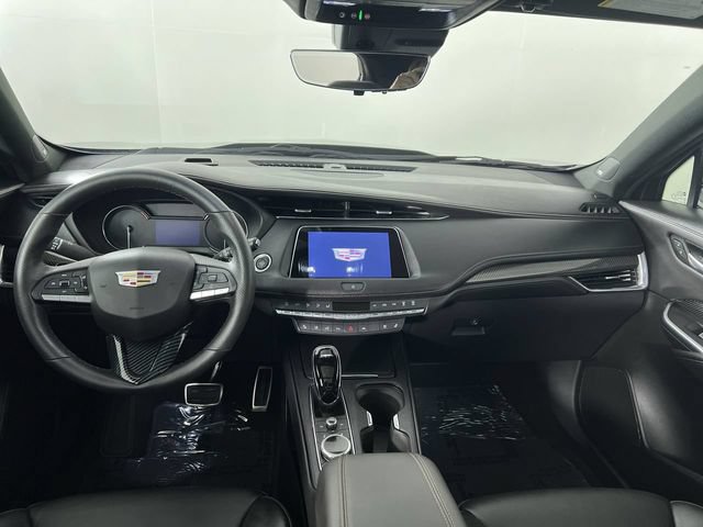 Certified 2022 Cadillac XT4 Sport AWD/4WD image 21