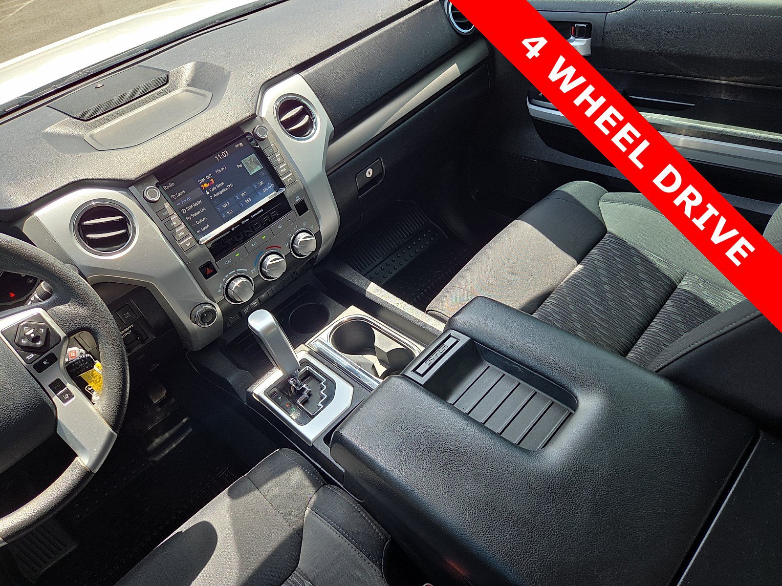 Used 2020 Toyota Tundra SR5 w/ SR5 Upgrade Package AWD/4WD image 12