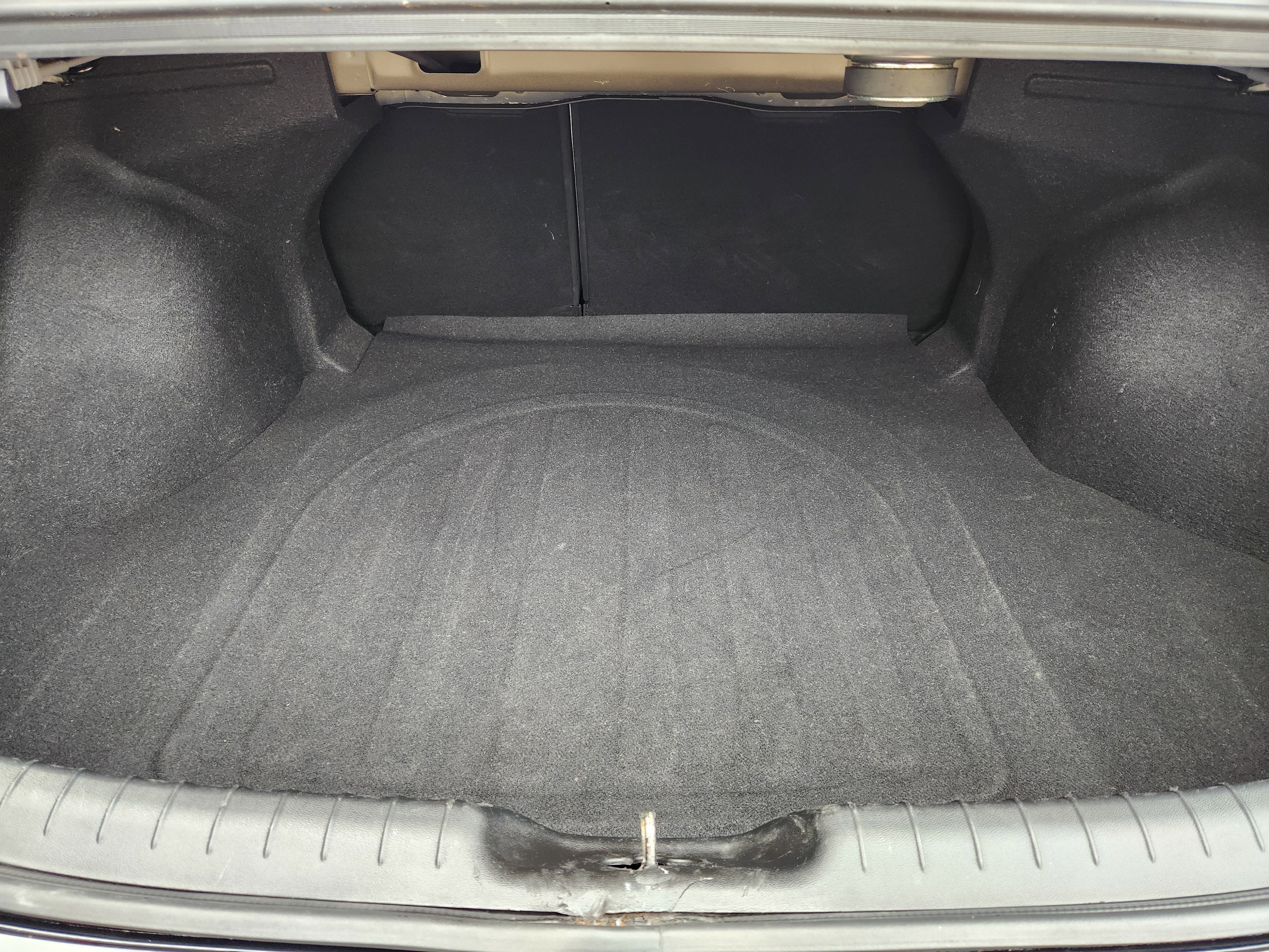 Used 2024 Hyundai Elantra Limited FWD image 36