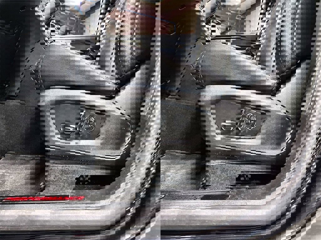 Used 2020 Ford Explorer ST w/ Premium Technology Package image 12