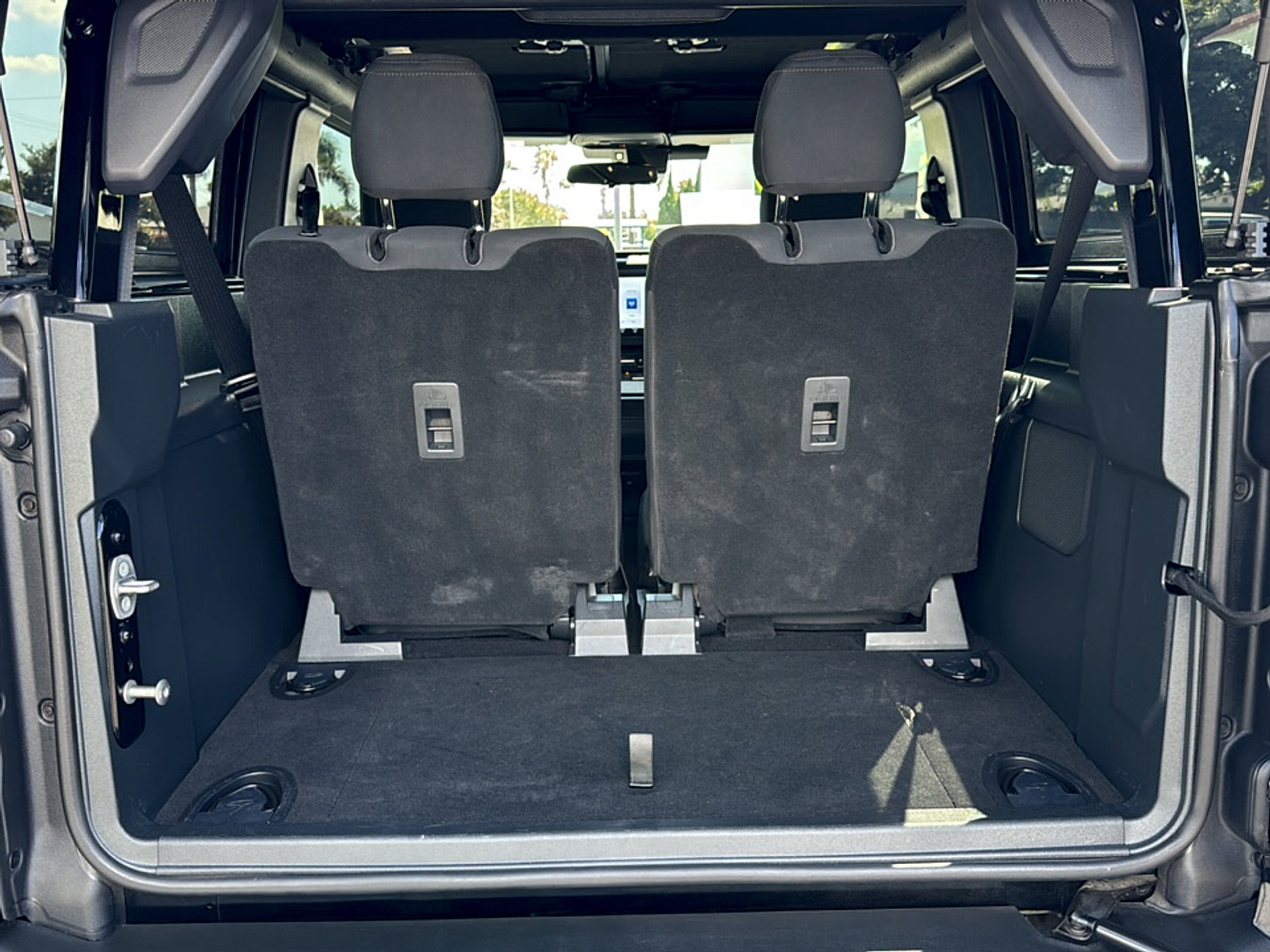 Used 2025 Ford Bronco 2-Door AWD/4WD image 8