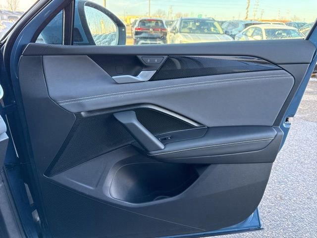 New 2026 Volkswagen Tiguan SE image 14