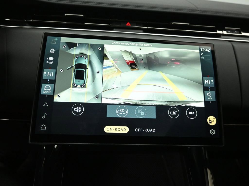 Used 2024 Land Rover Range Rover Sport Dynamic SE image 12