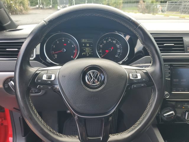 Used 2016 Volkswagen Jetta Sport FWD image 28