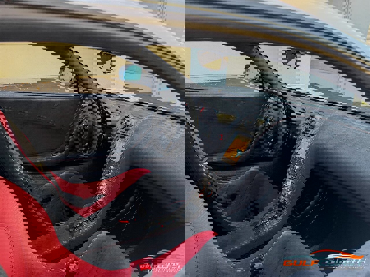 Used 2016 McLaren 675LT image 31