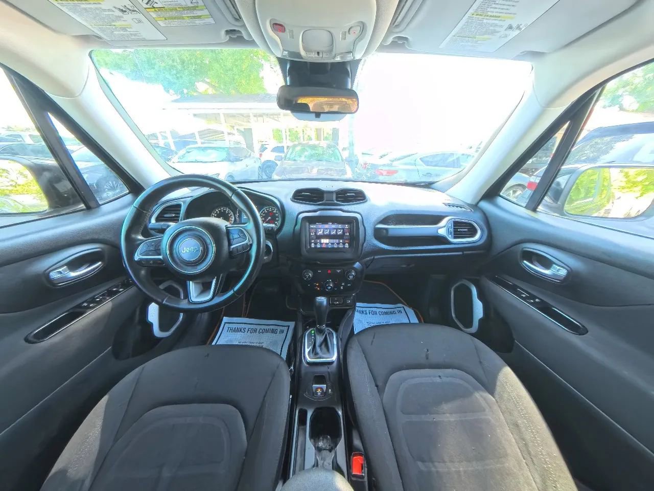 Used 2020 Jeep Renegade Latitude FWD image 23