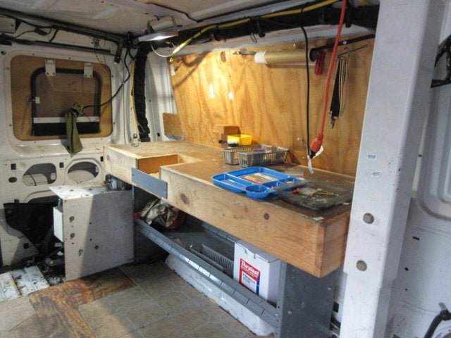 Used 2007 Ford E-350 and Econoline 350 Super Duty RWD image 3