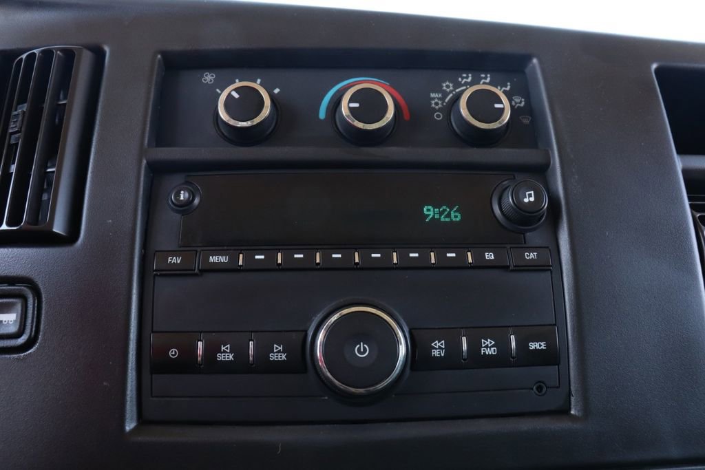 Used 2017 GMC Savana 2500 image 18