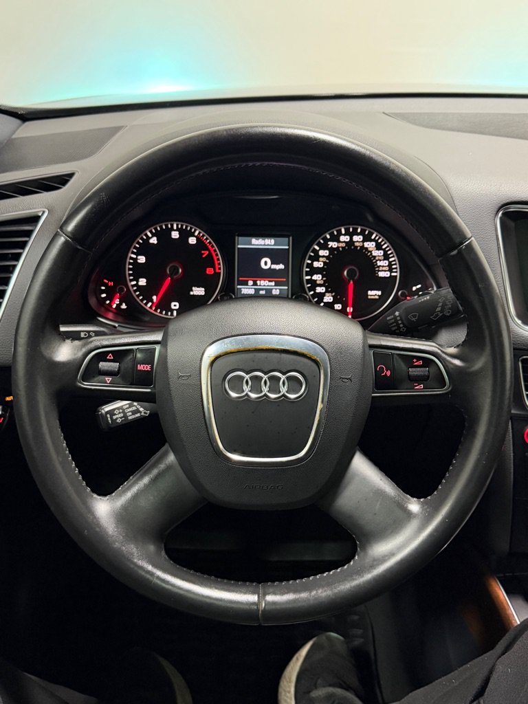 Used 2011 Audi Q5 2.0T Premium AWD/4WD image 15