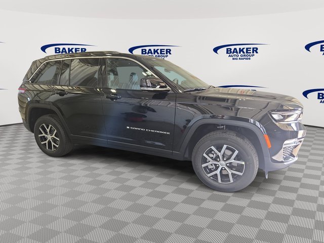 New 2025 Jeep Grand Cherokee Limited w/ Trailer Tow Package image 8