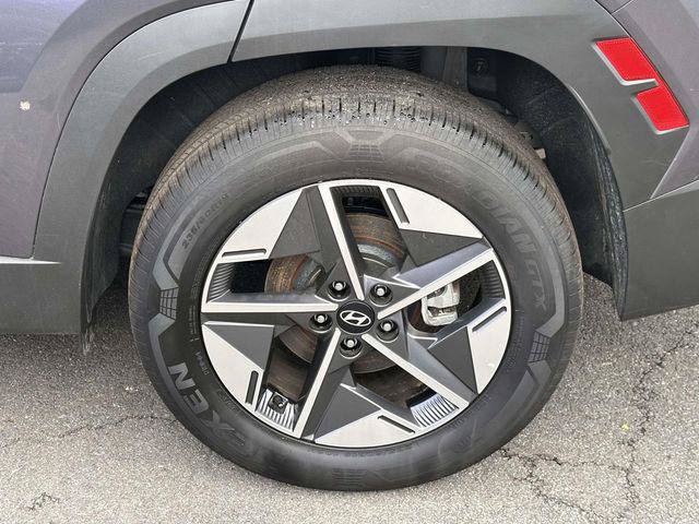 Certified 2025 Hyundai Tucson SEL AWD/4WD image 12
