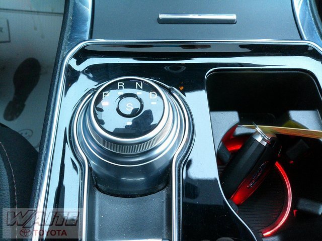 Used 2020 Ford Edge Titanium w/ Equipment Group 301A image 19