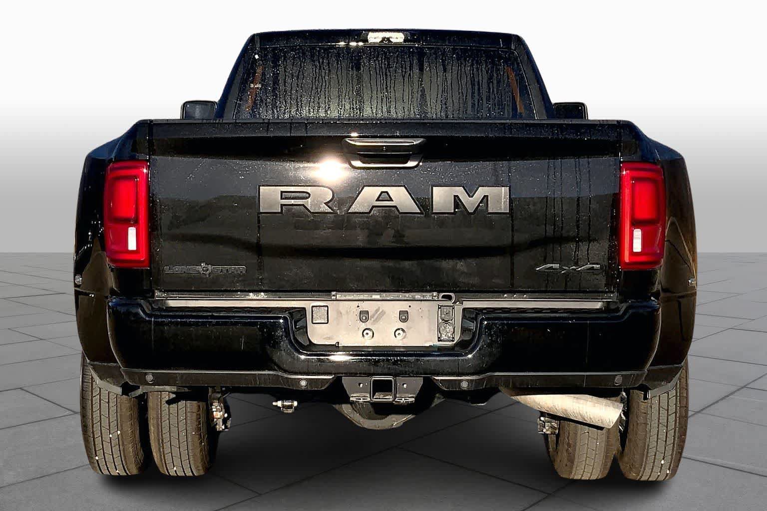 New 2026 RAM 3500 Lone Star AWD/4WD image 4