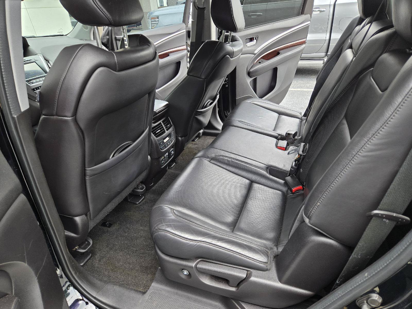 Used 2015 Acura MDX w/ Advance & Entertainment Pac FWD image 5