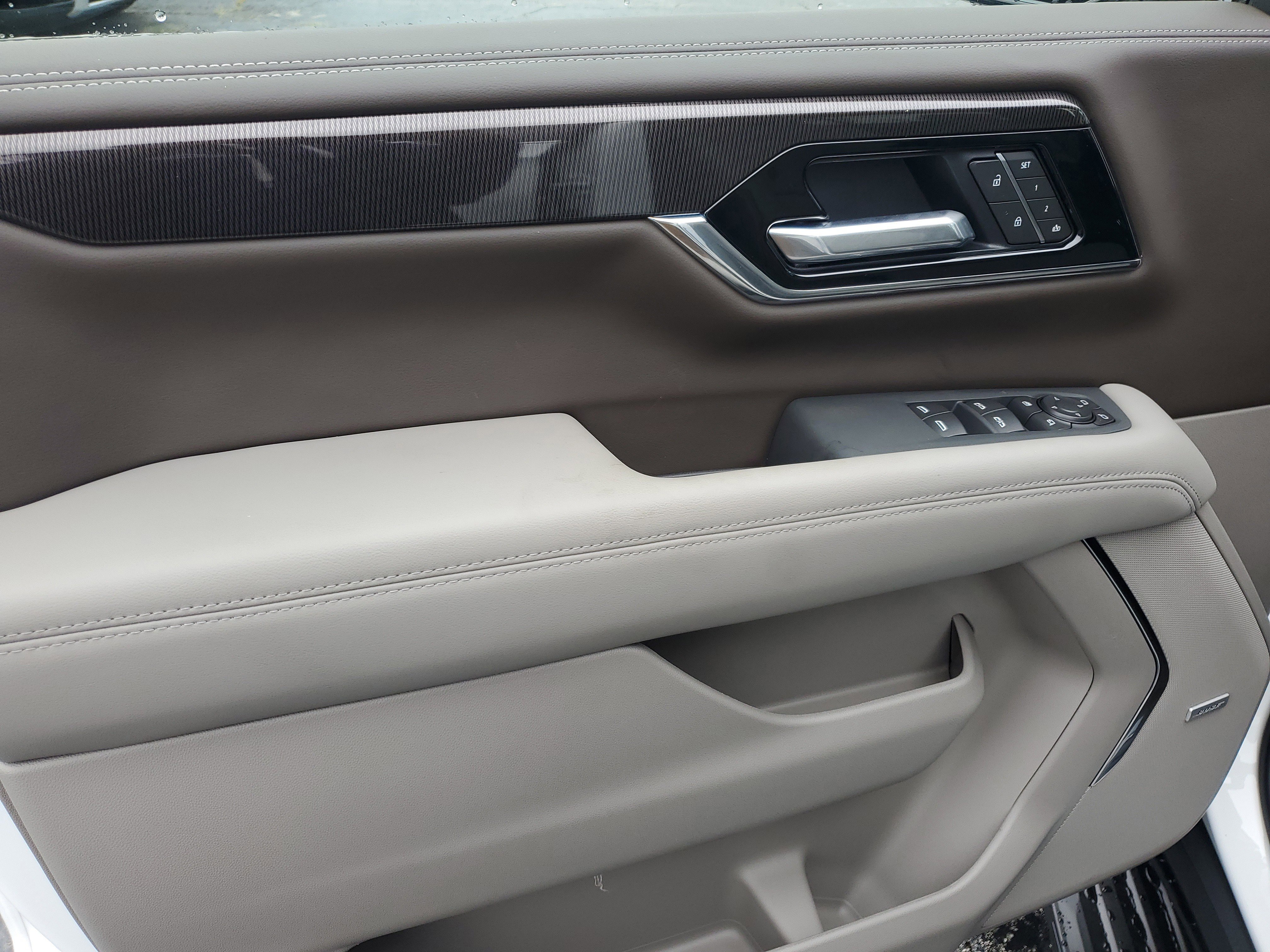 New 2026 GMC Yukon Elevation image 17