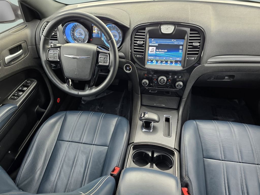 Used 2014 Chrysler 300 S image 32