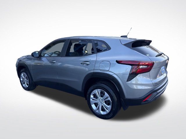 Certified 2026 Chevrolet Trax LS FWD image 3