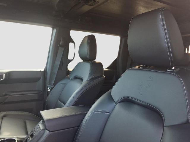 New 2025 Ford Bronco Outer Banks AWD/4WD image 15