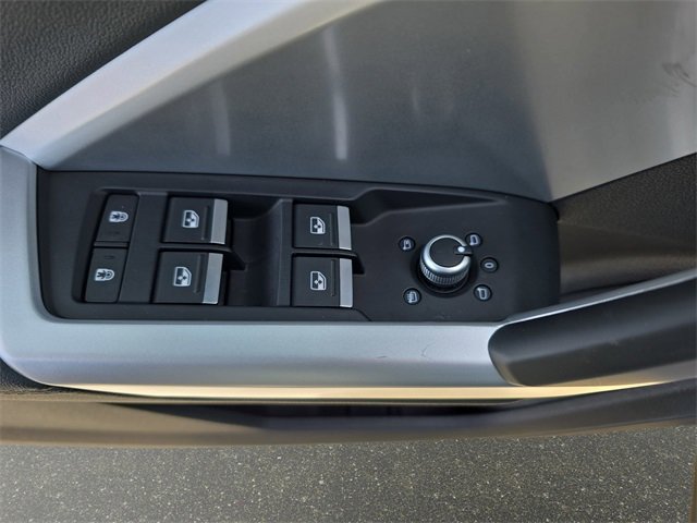 Used 2025 Audi Q3 2.0T Premium Plus w/ Premium Plus Package image 31