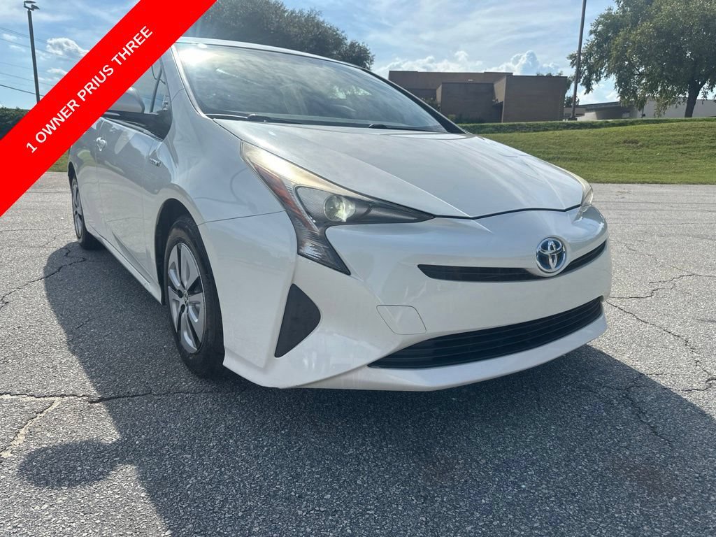 Used 2016 Toyota Prius Three FWD image 1