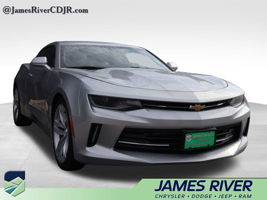 Used 2017 Chevrolet Camaro LT w/ RS Package RWD image 6