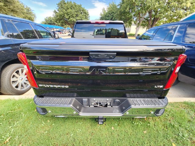 Used 2025 Chevrolet Silverado 1500 LTZ w/ LTZ Premium Texas Edition AWD/4WD image 5