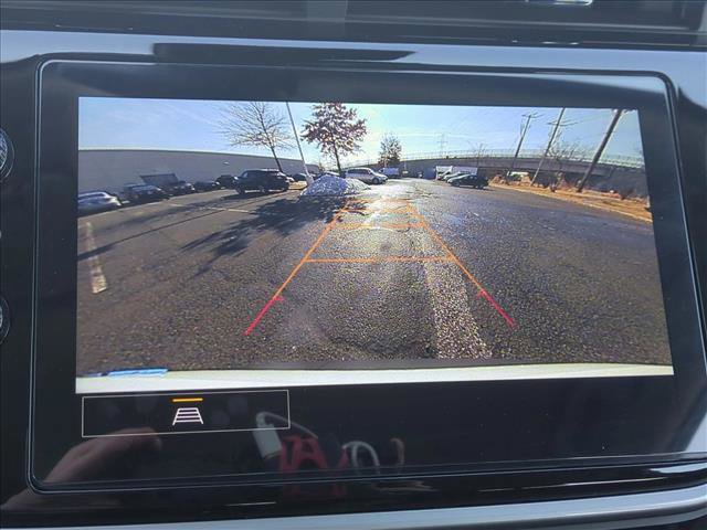 Used 2023 Chevrolet Bolt EUV LT image 13