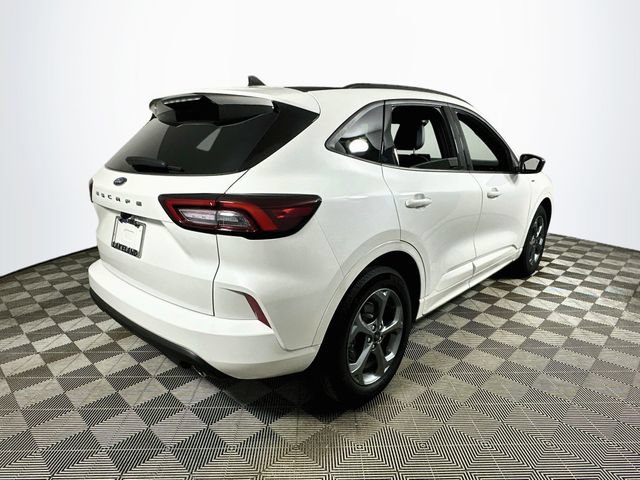 Used 2024 Ford Escape ST-Line FWD image 3