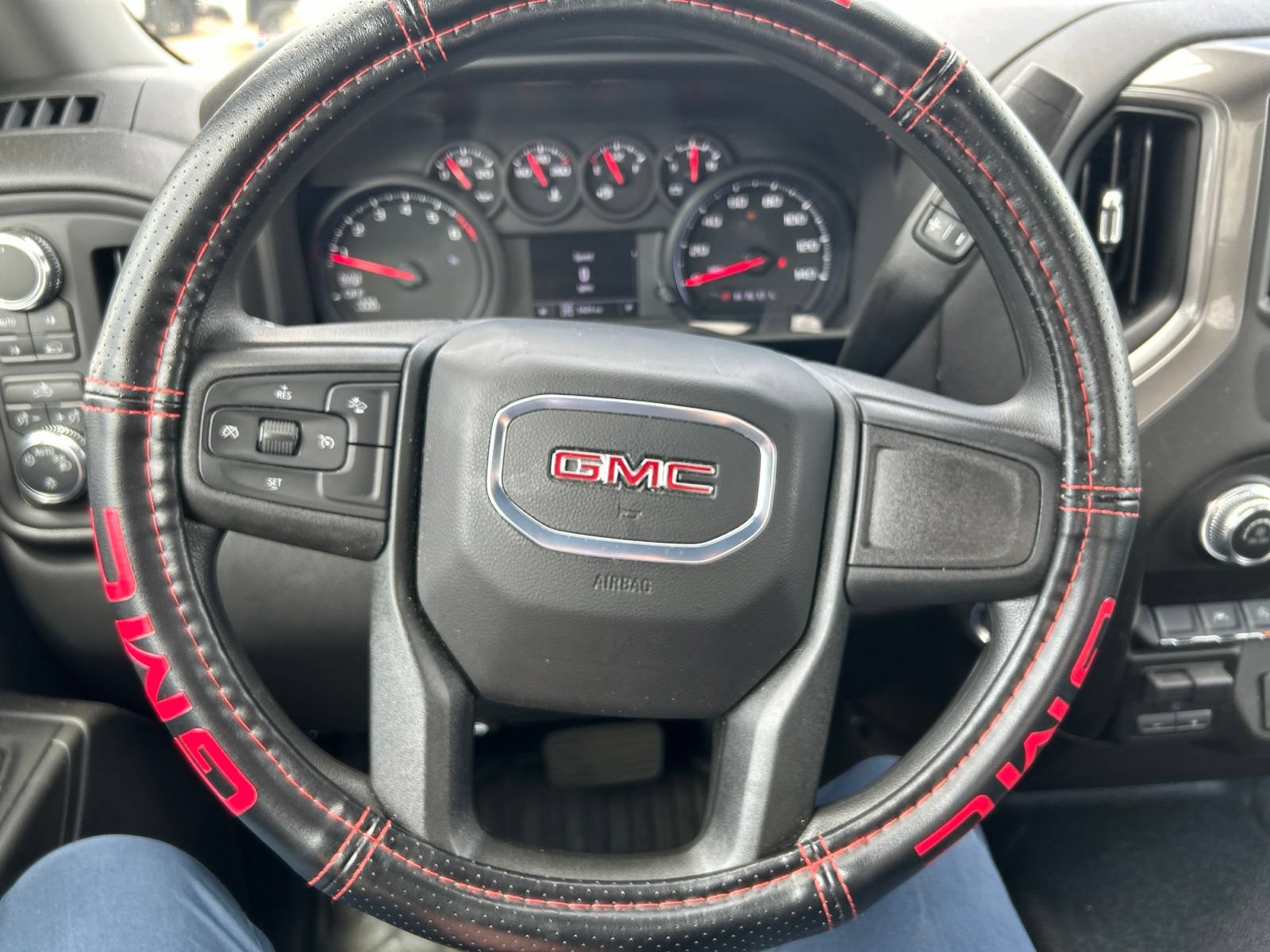 Used 2025 GMC Sierra 1500 Pro w/ Pro Value Package AWD/4WD image 14