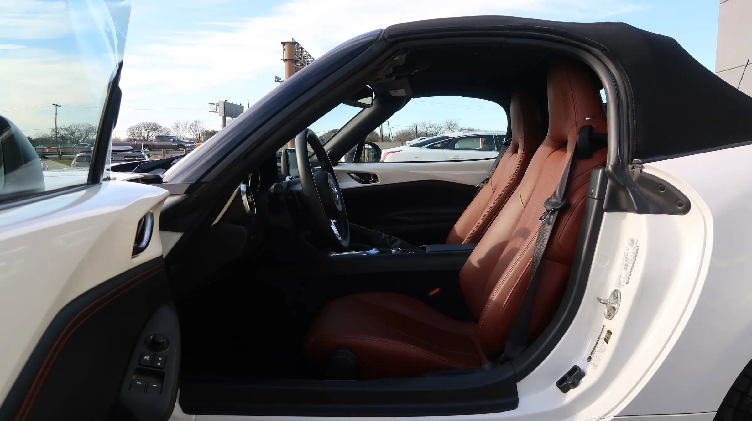 Used 2023 MAZDA MX-5 Miata Grand Touring image 18