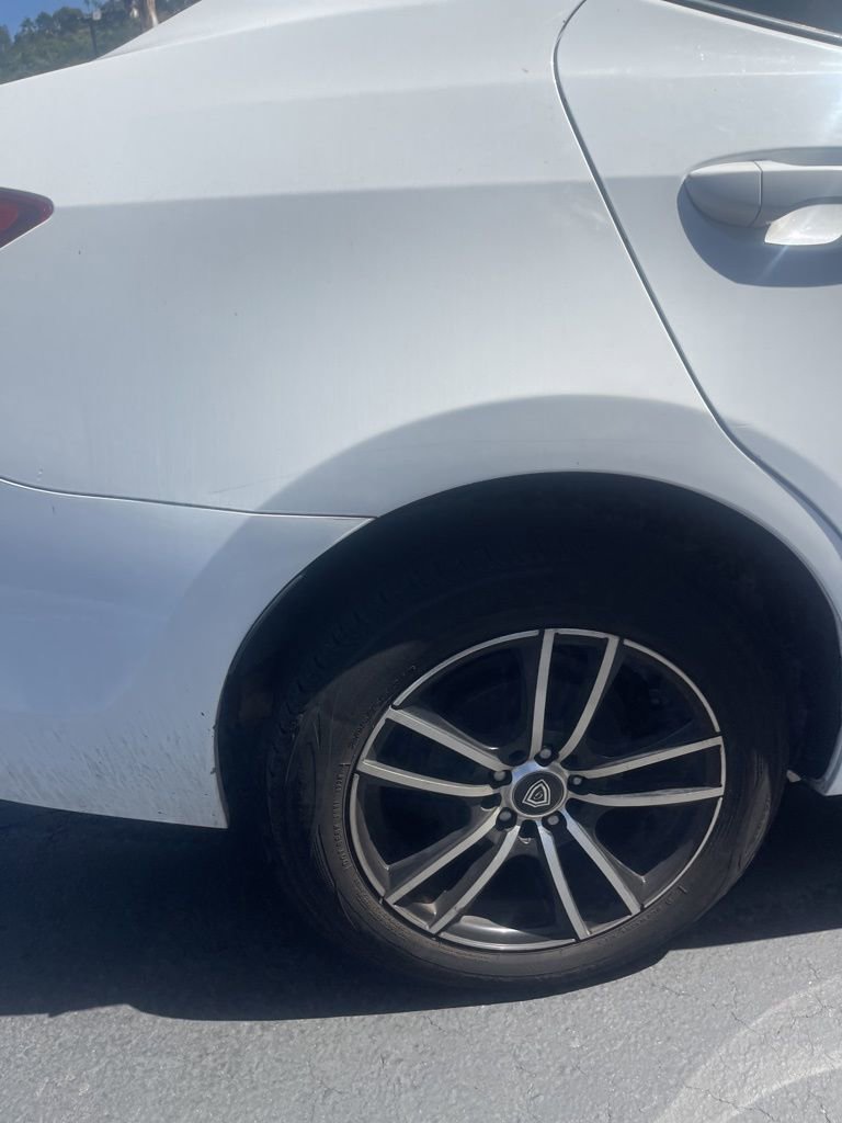 Used 2015 Toyota Corolla LE FWD image 21