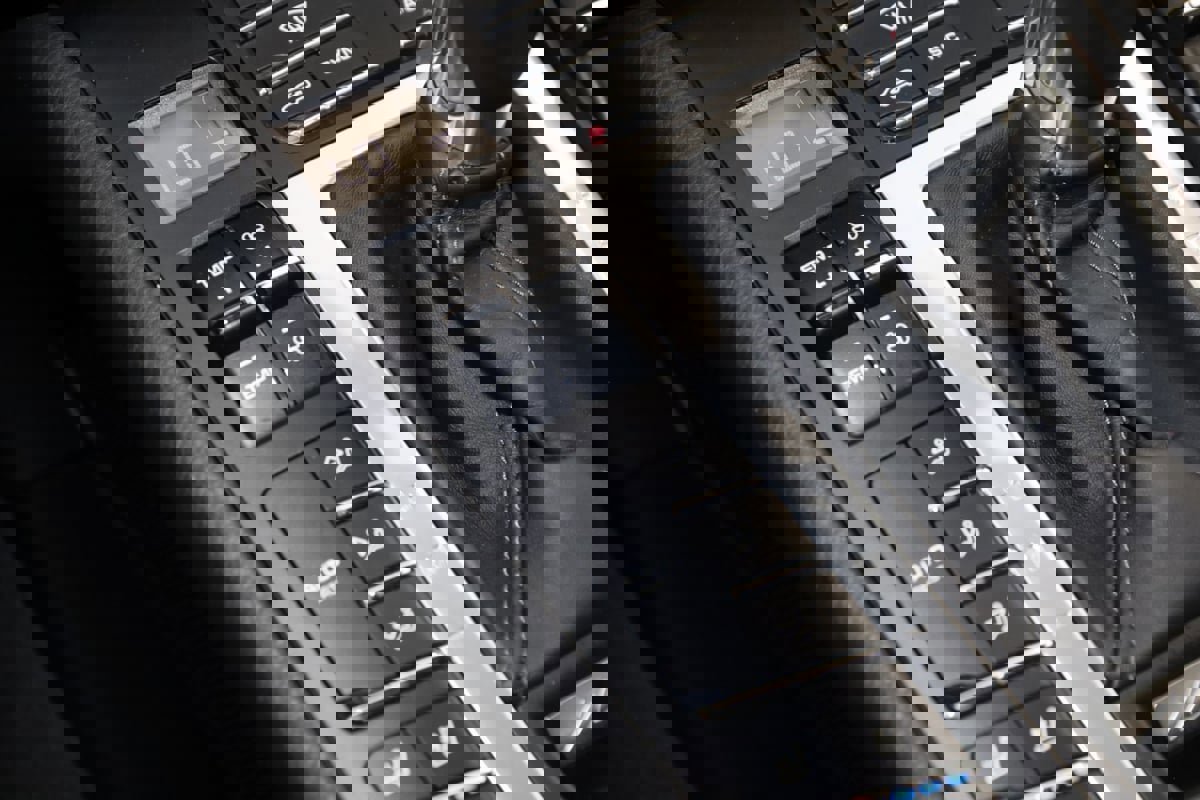 Used 2021 Porsche Macan image 32