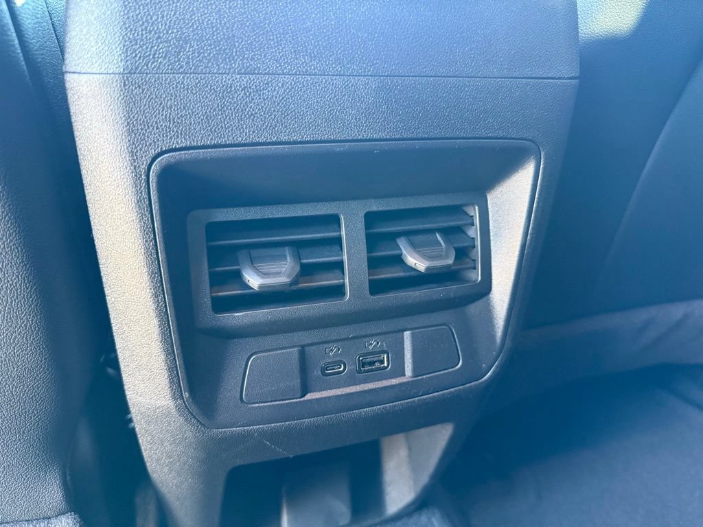 Used 2025 GMC Canyon AT4 w/ Technology Plus Package AWD/4WD image 23