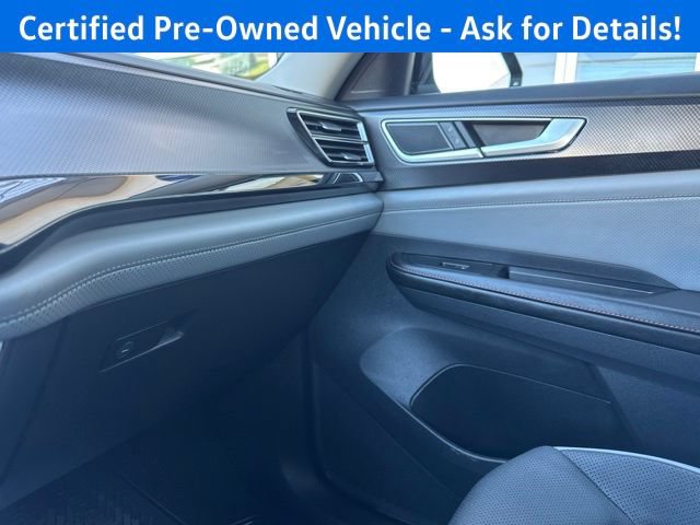 Certified 2026 Volkswagen Atlas Peak Edition AWD/4WD image 17