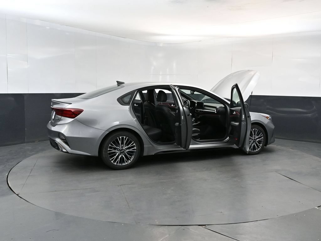 Certified 2022 Kia Forte GT-Line FWD image 26