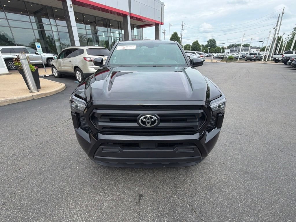 Certified 2024 Toyota Tacoma SR AWD/4WD image 12
