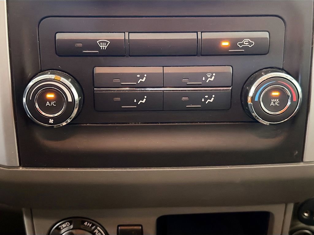 Used 2019 Nissan Frontier SV image 17