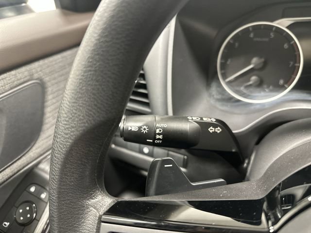 Used 2023 Nissan Rogue SV image 19