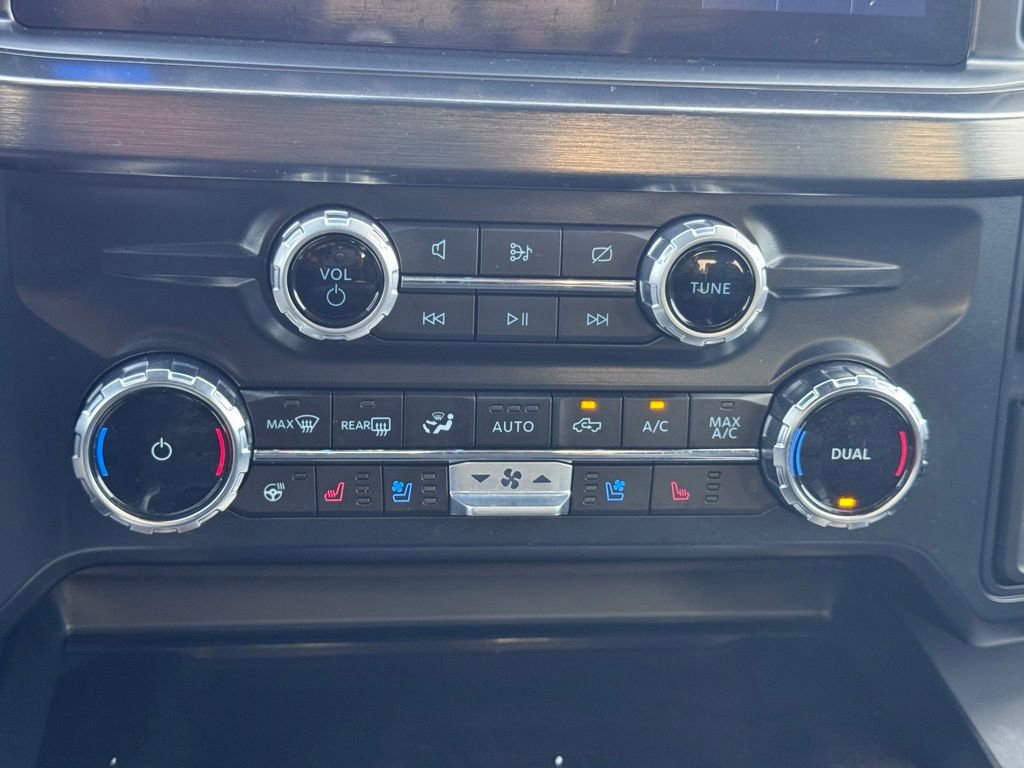 Used 2024 Ford F250 Lariat image 13