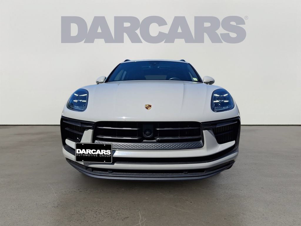 Used 2024 Porsche Macan S AWD/4WD image 2