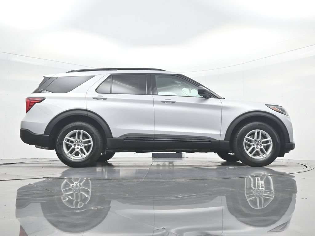New 2026 Ford Explorer Active w/ Active Comfort Package RWD image 45