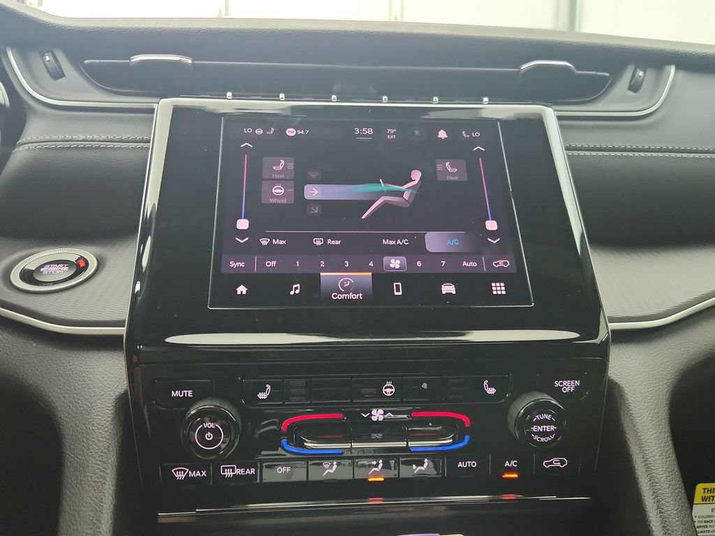 New 2026 Jeep Grand Cherokee Laredo X AWD/4WD image 25