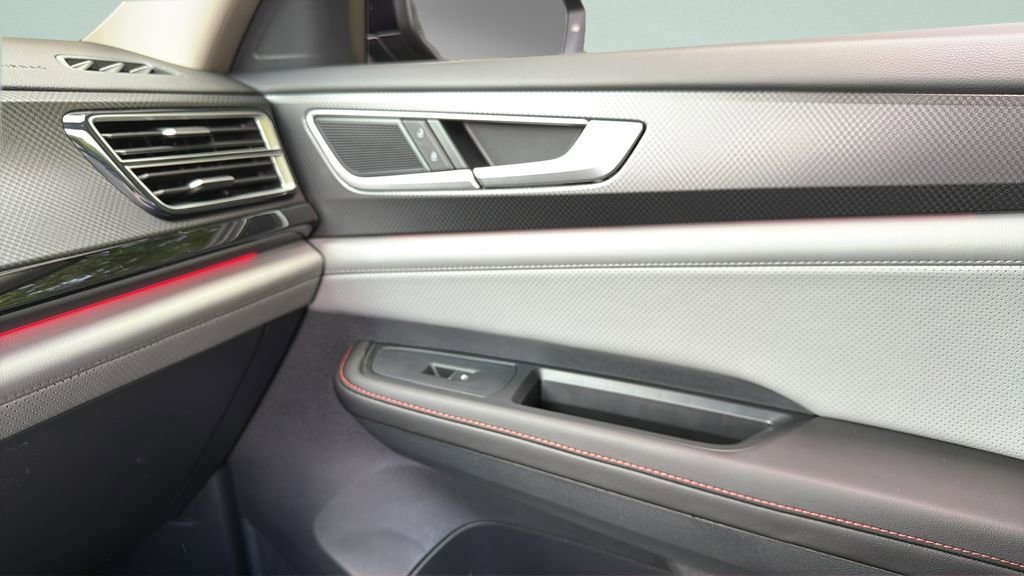 New 2026 Volkswagen Atlas Peak Edition AWD/4WD image 24