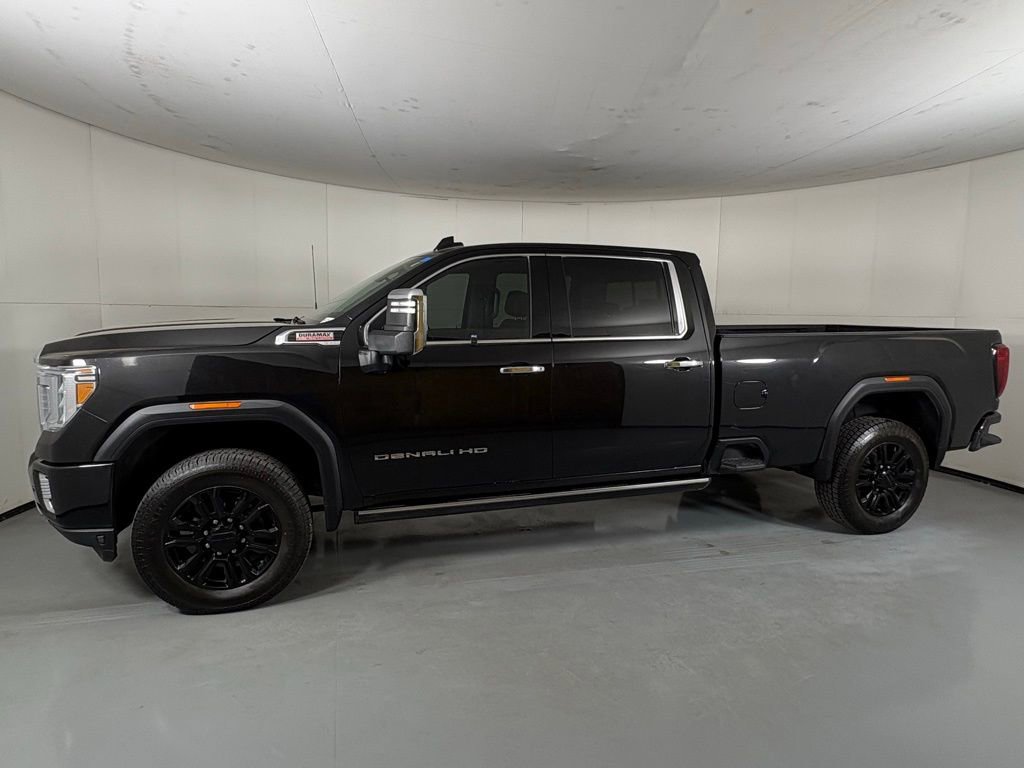 Used 2023 GMC Sierra 3500 Denali w/ Denali Black Diamond Edition AWD/4WD image 6